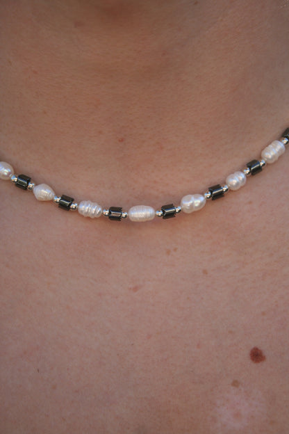 BEACH PEARL NECKLACE