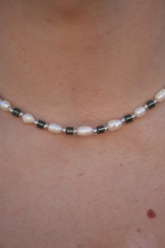 BEACH PEARL NECKLACE